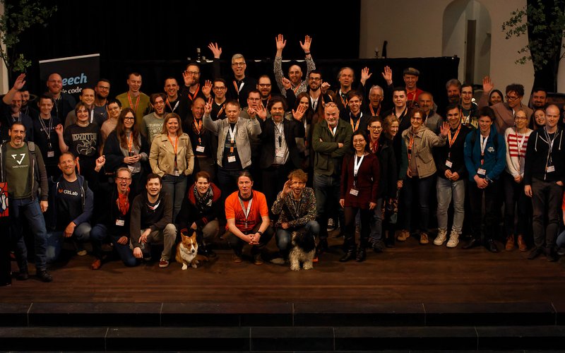 Gruppenfoto aller Teilnehmer des Webcamp Venlo 2023 (Ausschnitt)